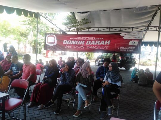 Semarak Dies Natalies UNAIR ke-65 Dibarengi dengan Kegiatan Donor Darah