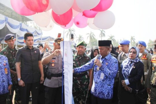 Upacara HUT KORPRI Ke-48 dan PGRI Ke-74, Ini Pesan Plt Bupati Lampura