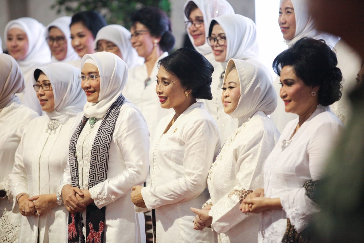 Menteri Bintang : Semua Perempuan adalah Pejuang di Dalam Keluarga, Ekonomi, dan Pendidikan