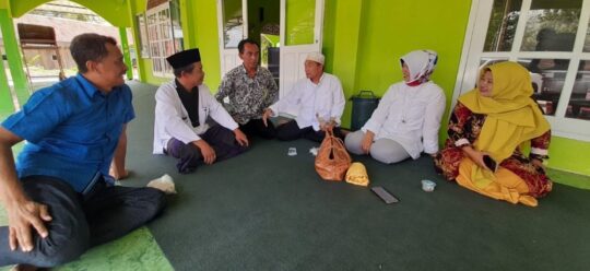 Jalin Silaturahmi, Subroto Sambangi Tokoh Desa