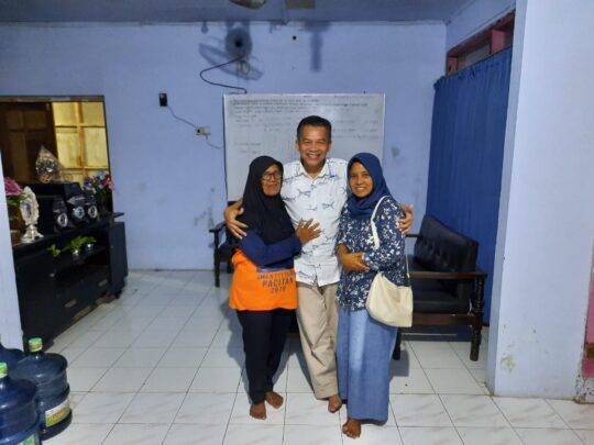 Kunjungi Teman Kecilnya di Ngadirojo, Subroto Kisahkan Hidupnya