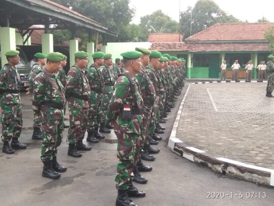 Kodim 0736/Batang Melaksanakan Upacara Bendera di Bulan Pertama Tahun 2020
