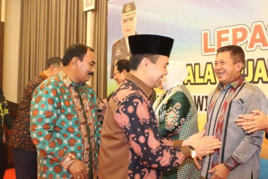 Wabup Tanjabbar Hadiri Pisah Sambut Kejati Baru