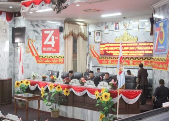 Ketua DPRD Lampura Pimpin Paripurna Internal Pansus