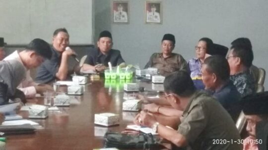 Di Duga Cemari Sumur Warga, DPRD Lampura Ancam Akan Menyegel Perusahaan