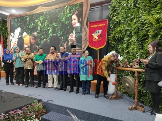 Ikanot Undip dan YKCHI Dukung Omnibus Law Jokowi