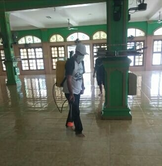 PT.IIS Buatan ikut serta peduli penyemprotan massal disinfektan pencegahan virus Corona (Covid-19)