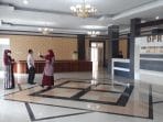 Tak Ada Kursi di Lobi Gedung DPRD Pelalawan, Begini Penjelasan Plt Sekwan