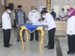 Bersama Ombudsman RI, Bupati Lampura Tandatangani Komitmen Standar Pelayanan Publik