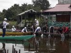KKP Lepasliarkan 2.500 Ikan Endemik di Perbatasan Kalimantan
