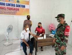 Plh Danramil 13/Pandih Batu Dampingi Kegiatan Vaksin Covid-19