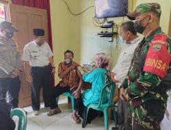 Camat Bandar Petalangan Monitoring Pelaksanaan Suntik Vaksin Massal Di desa Lubuk Keranji Timur