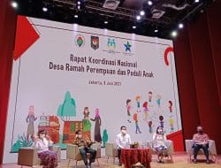 Menteri Bintang : “Membangun Indonesia dari Desa untuk Menghasilkan SDM Indonesia yang Berkualitas”