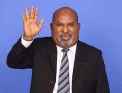 Lukas Enembe Himbau Rakyat Papua Agar Tak Perlu Turun ke Jalan
