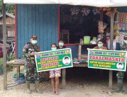 Babinsa 08/Mantangai Membagikan Perlengkapan Protkes Covid-19