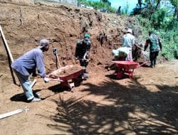 Andes rahadi Lubis Tokoh Pemuda yang Aktif