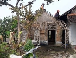 Beberapa Atap Rumah Sasaran RTLH Mulai Dibongkar