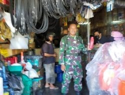 Danramil Cek Harga Pelumas