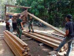 Bahan Bangunan Jembatan Mulai Di Drop di Desa Siuhom