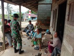 Sore hari Warga Siuhom Berkumpul