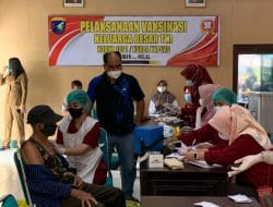 Pelaksanaan Vaksinasi Untuk Keluarga Besar TNI di Makodim 1011/Klk