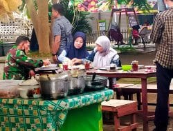 Serda Soim Nikmati Bakso
