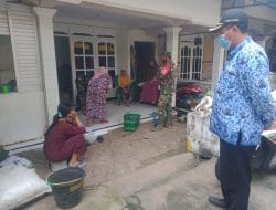 Kepala Desa Siwalan Sambangi Rumah Penginapan Satgas TMMD
