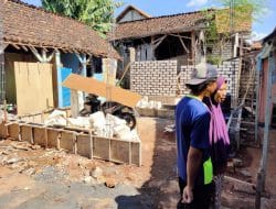 Senyum Sumringah Warga Saat TMMD 111 Kodim 0817 Gresik