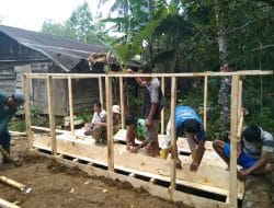 Manunggalnya TNI-Rakyat dalam Pembangunan MCK