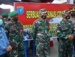 Kodim 1011/Kuala Kapuas Memberikan Serbuan Vaksinasi Covid-19 Untuk Masyarakat