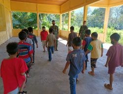 Peserta Disuruh untuk melakukan Gerakan Jalan dengan Langkah Tegap