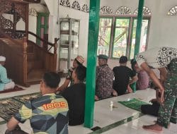 Satgas TMMD dan Warga melaksanakan Ibadah Bersama