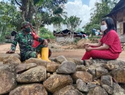 Satgas Komsos Bersama Anak Berikan Pemahaman Pantang Menyerah di TMMD Kodim Tapsel