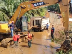 Satgas TMMD Dan Warga Pasang Box Culvert