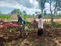 Pancaran Sinar Kebahagiaan Warga Siwalan dalam Bekerja Jadi Penyemangat Satgas TMMD