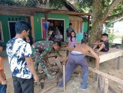 Dorong Perekonomian, Satgas TMMD ke 111 kodim 1202/Singkawang Bantu Warga Membuat Kursi