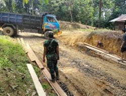 TMMD Ke -111 Kodim 1202/Skw, Bangun Jalan Tingkatkan Perekonomian Masyarakat