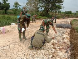 Jos, Bronjong TPT Mulai Dipasang