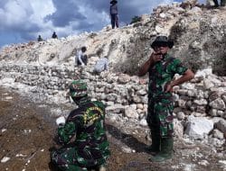 Mahmudi Sukarela Bantu Pengerjaan TMMD 111 Kodam 0817/Gresik
