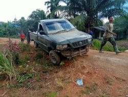 Mobil Pickup Tergelincir di Lokasi TMMD Ke-111 Kodim 1207/Pontianak   