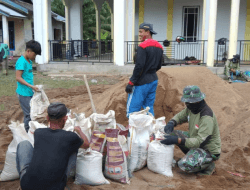 Motor dan Gerobak Dorong Jadi Alat Utama   