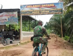 DanSST Gunakan Sepeda Untuk Mengecek Lokasi TMMD Ke-111 Kodim 1207/Pontianak