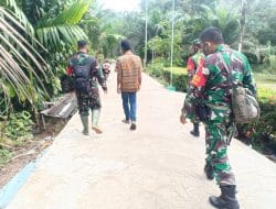 Cek Kondisi Jalan Program TMMD Ke-111 Kodim 1207/Pontianak, Babinsa Desa Kuala Mandor B Turun Lapangan