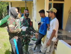 Satgas TMMD Ke-111 Kodim 1207/Pontianak Selalu Ingatkan Warga Pentingnya Pakai Masker