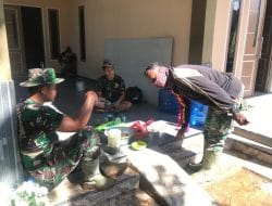 Pisang Goreng dan Kopi Panas Selalu Temani Satgas TMMD Ke-111 Kodim 1207/Pontianak Saat Istirahat