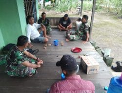 Biar Hasil Program TMMD Ke-111 Kodim 1207/Pontianak Maksimal, DanSSK Bincang Santai Bersama Warga   