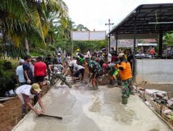 Hari Terakhir Pembangunan Jalan, Warga dan Satgas TMMD Ke-111 Kodim 1207/Pontianak Bekerja Sama Dengan Semangat