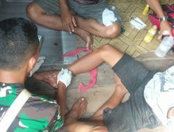 Tim Kesehatan Satgas TMMD Ke-111 Kodim 1207/Pontianak Sigap Obati Warga Yang Terluka   
