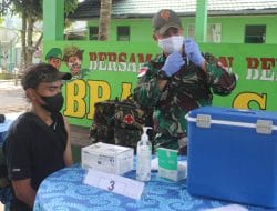 Satgas Yonif 131 Gelar Vaksin Covid-19 Untuk Masyarakat di Perbatasan