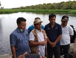 Wakil Bupati Pelalawan Tinjau Kondisi Sungai Kerumutan